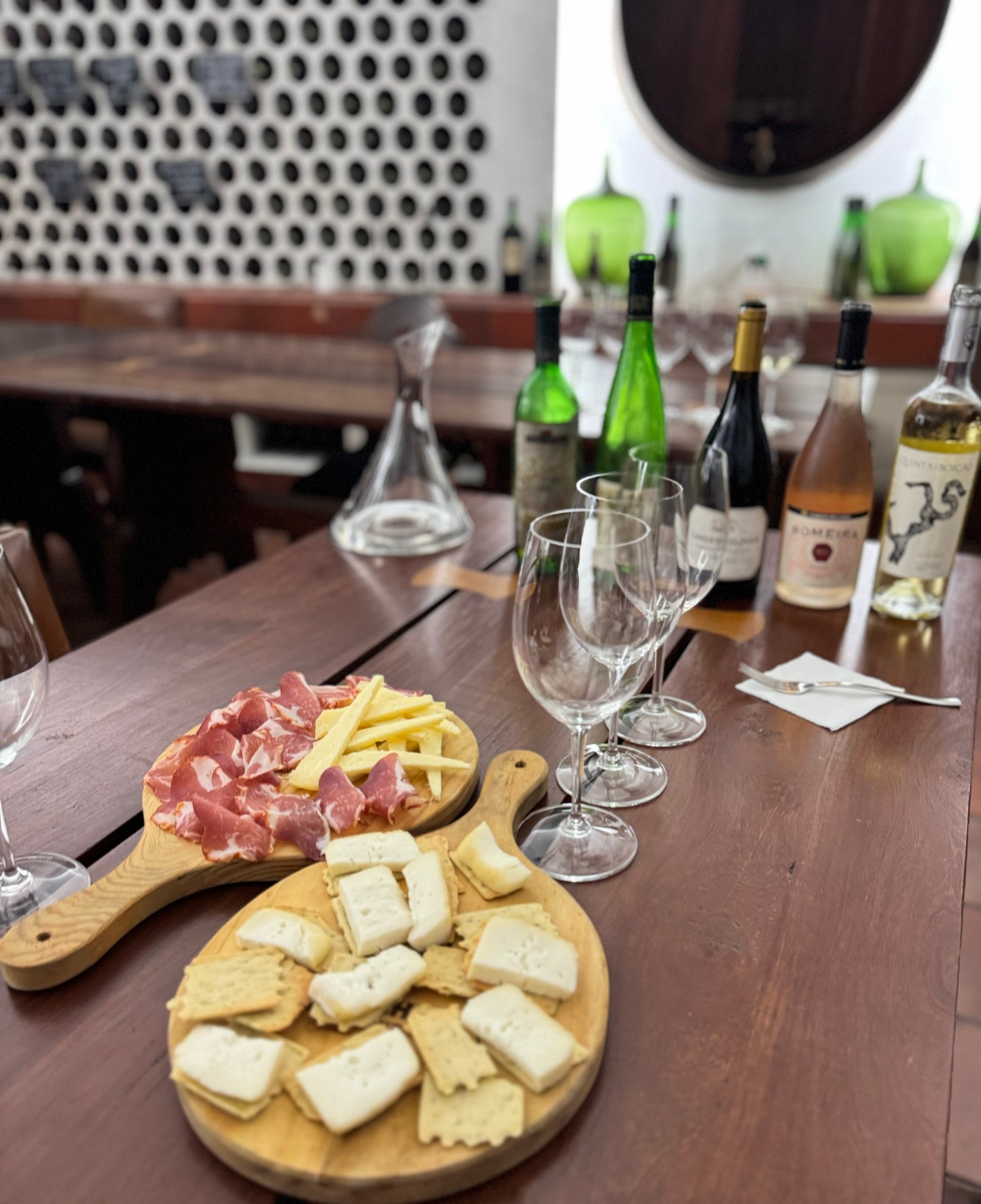 Hidden Gems of North Lisbon with Wine & Food Tasting