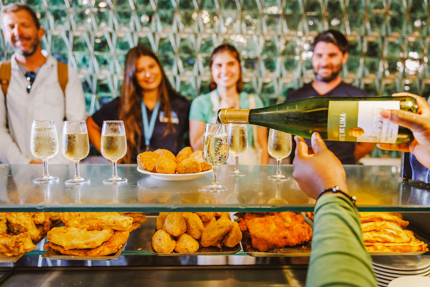 Food and Wine Walking Tour in Lisbon