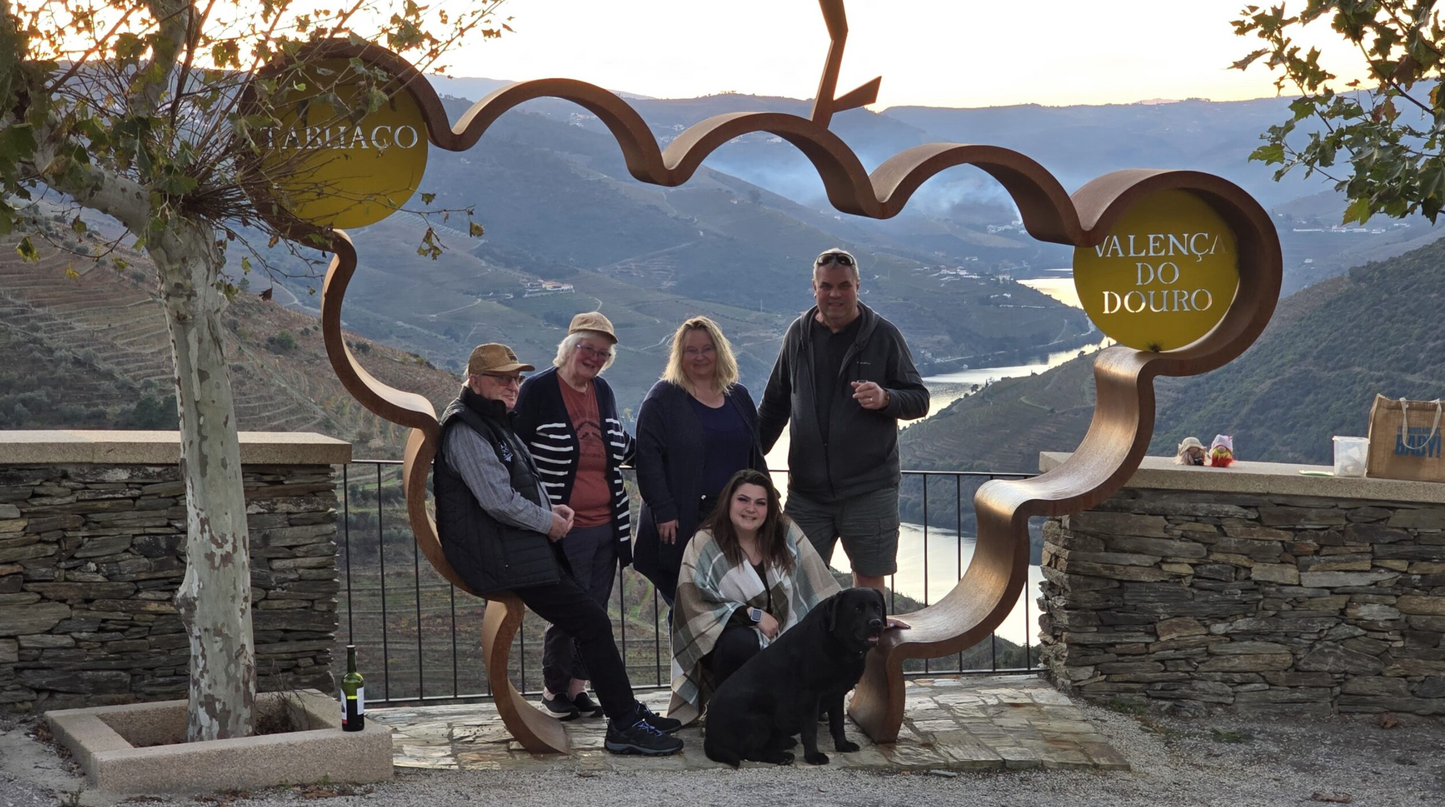 Wineries, Lunch, Cruise and Mercedes Van in Douro Valley in Porto