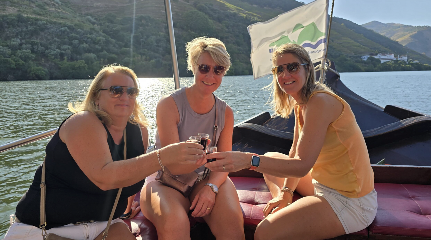 Wineries, Lunch, Cruise and Mercedes Van in Douro Valley in Porto
