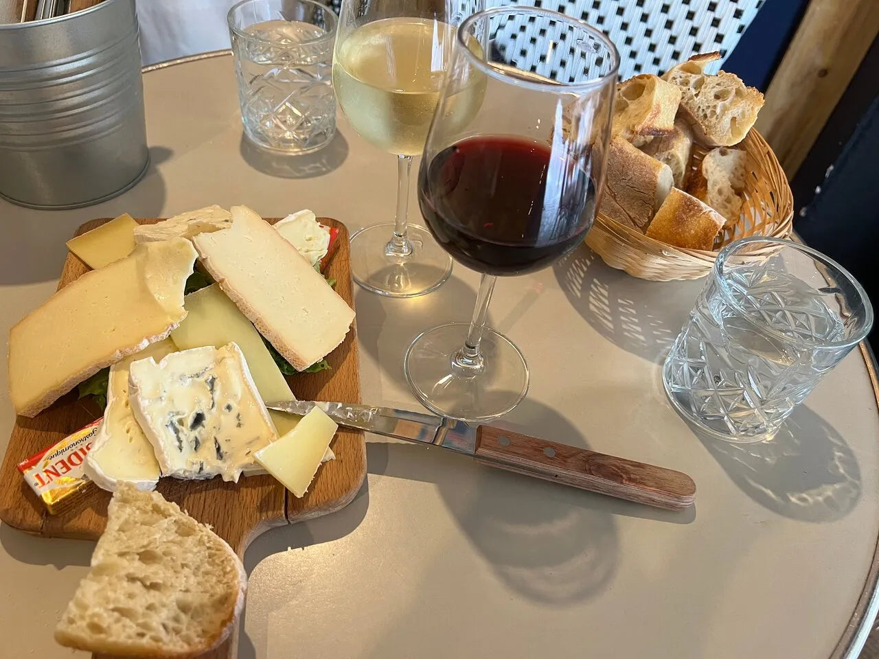 Food Tour in Montmartre, Paris