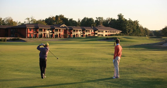 A Luxurious Wine and Golf Escape