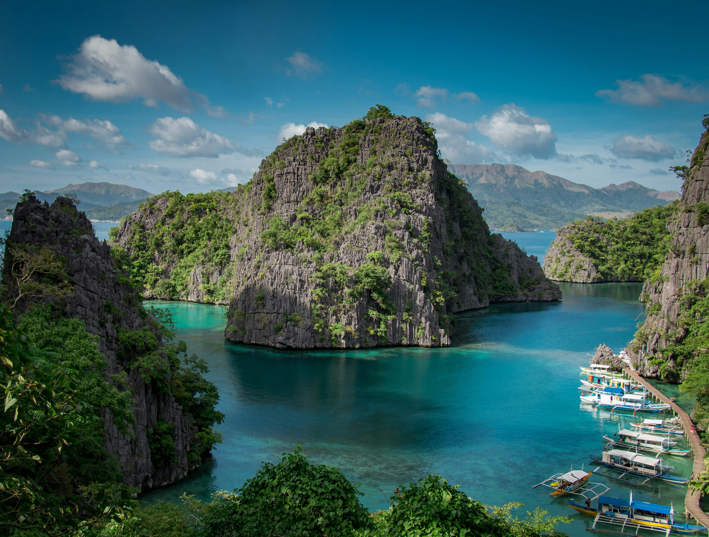 Coron, Philippines: Island Hopping Tour with Lakes & Lagoons