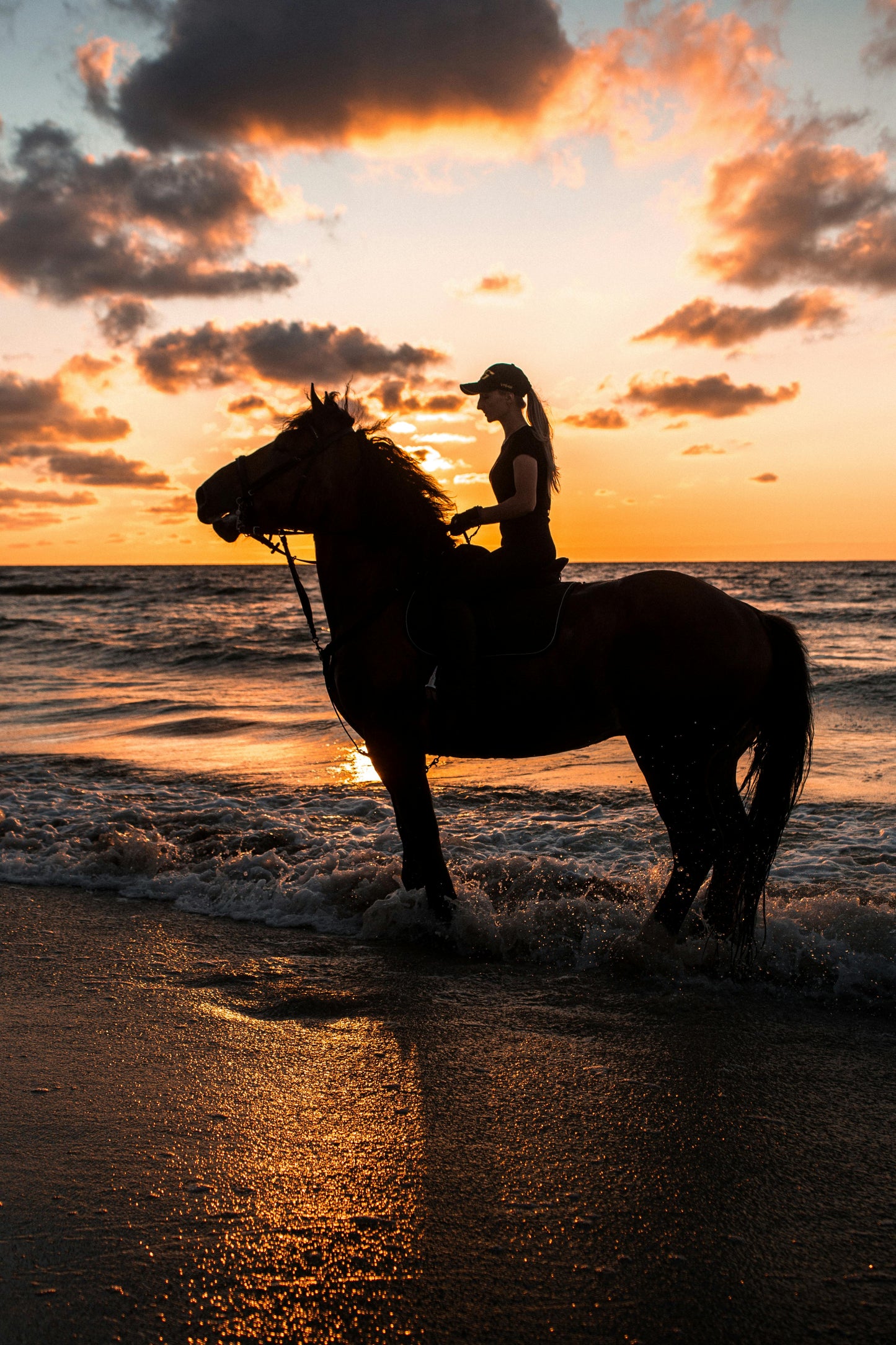 Denpasar Ubud, Bali, Indonesia: Scenic Horse Ride at Saba Beach
