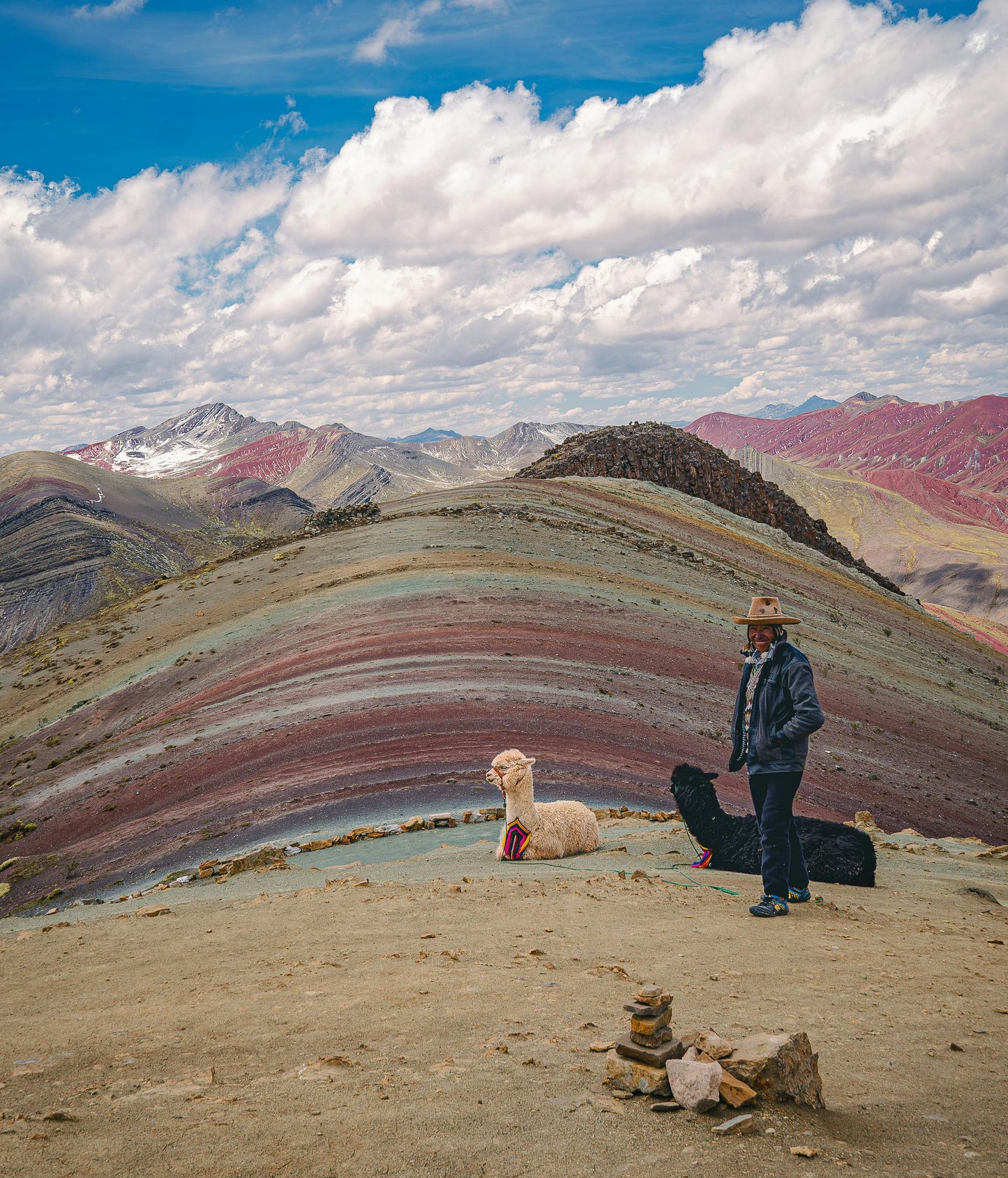 Cusco: Full-Day Rainbow Mountain Horse Ride + Lunch + Pick up