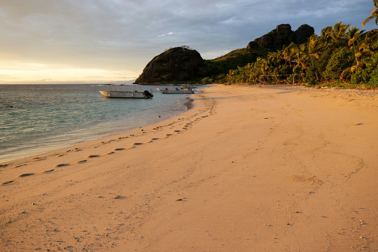 Fiji: Coastal & Mountain Horseback Escape + Picnic Lunch + Pick-Up Available