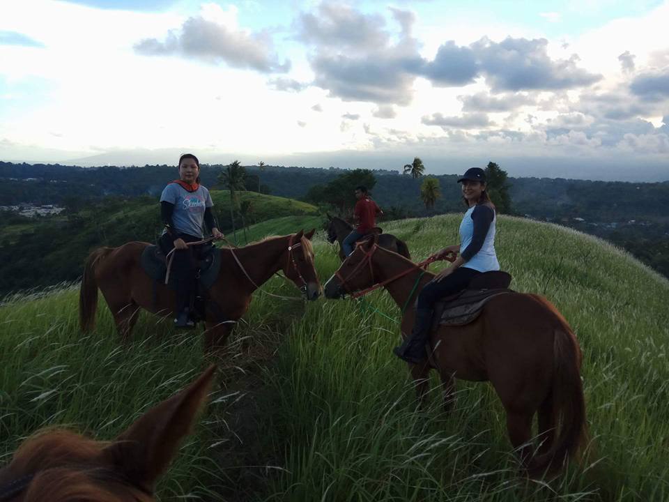 Davao: Green Scenic Horseback Ride Escape + Pick-up Available