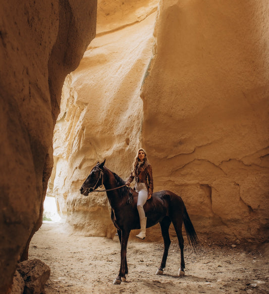 Göreme: Horseback Ride Through the Valleys + Pick-up Available