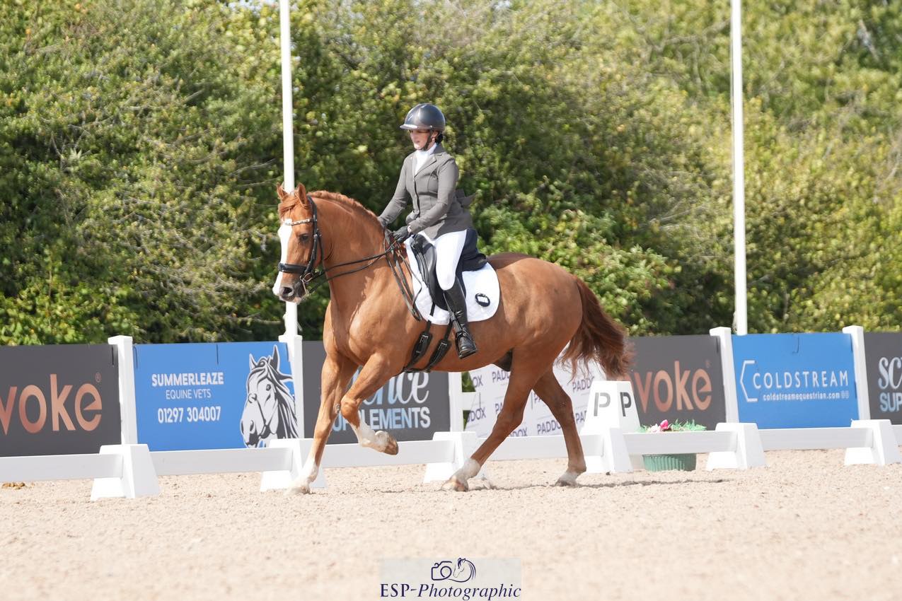 Naas: Smooth Moves in the Group Riding Lesson