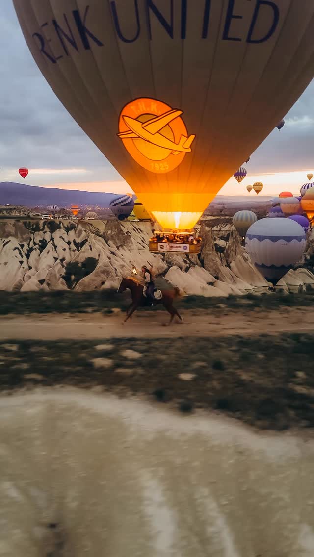 Göreme: Sunset Horseback Ride Fairytale + Pick-up Available