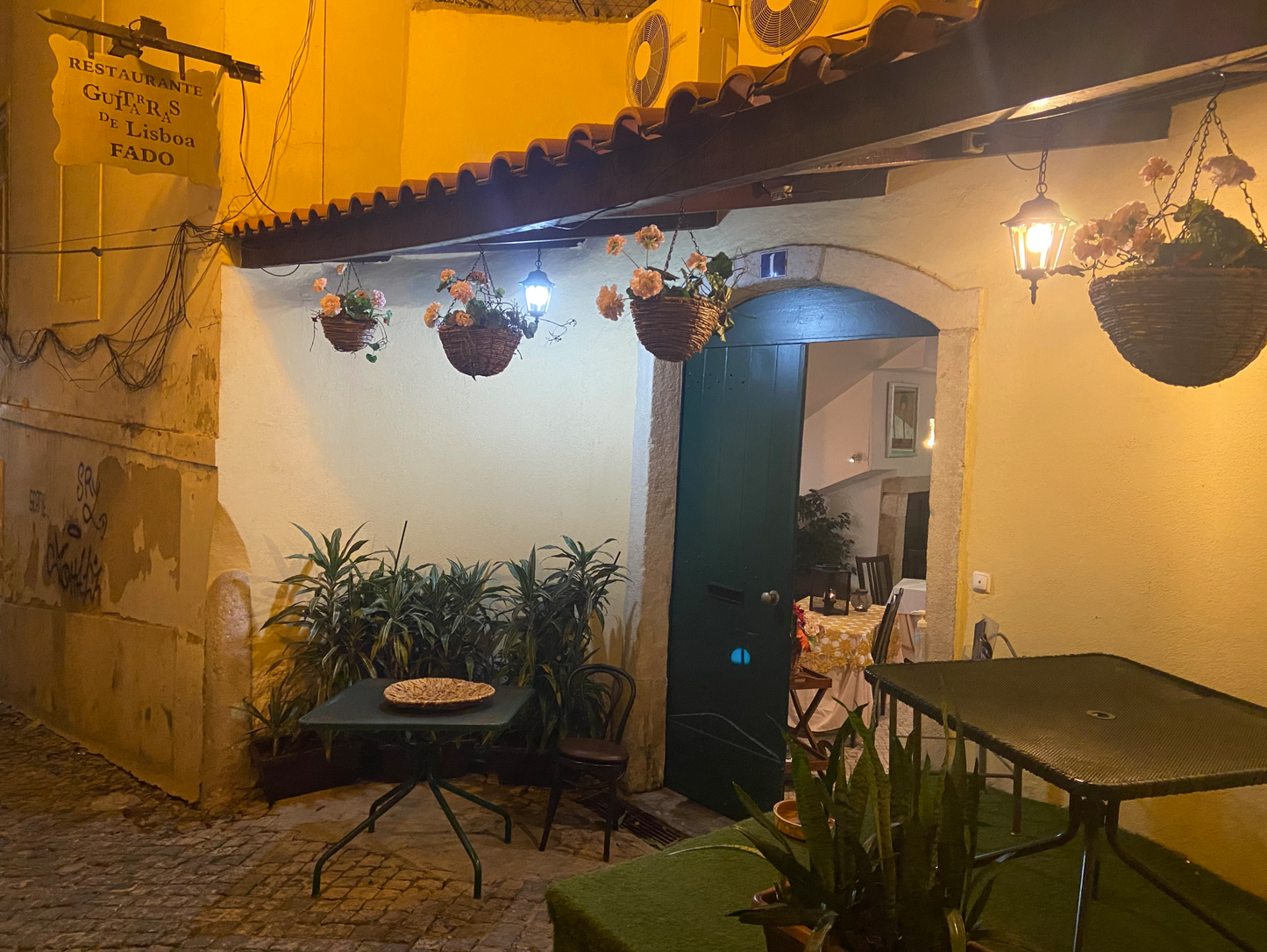 Lisbon Fado Show – A Night of Music and Tradition