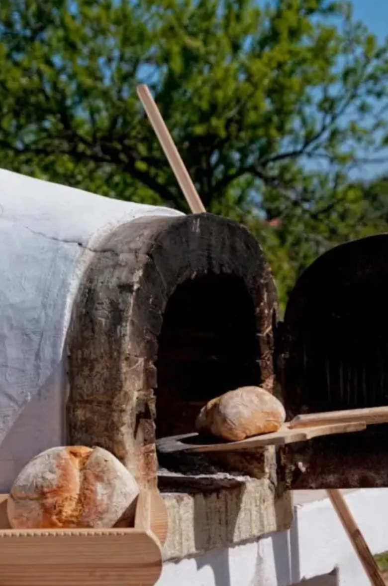 Cooking Class – Bread & Roasts near Faro