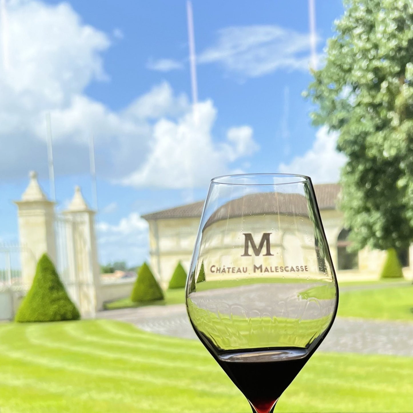 Bordeaux Gourmet & Wine Tour: A Journey Through Taste and Tradition