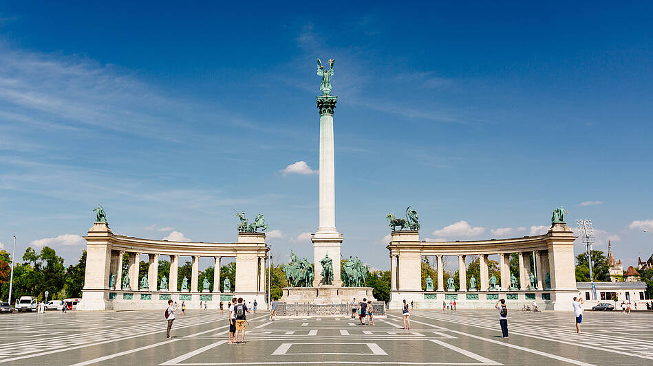 Budapest Day Trip from Vienna