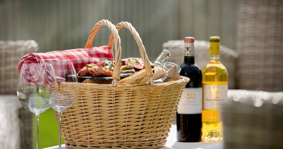 Wine & Wellness Escape: Luxury Spa Retreat in Bordeaux