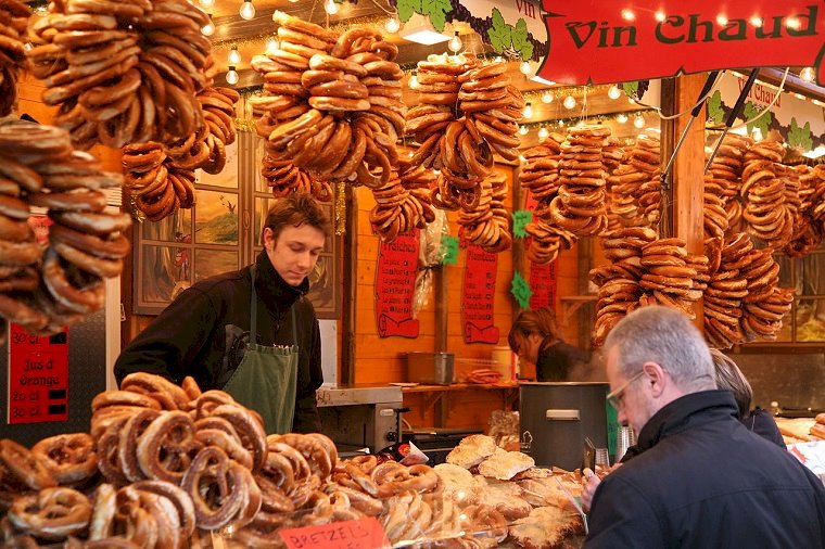 Gourmet food and wine tour in Starsbourg