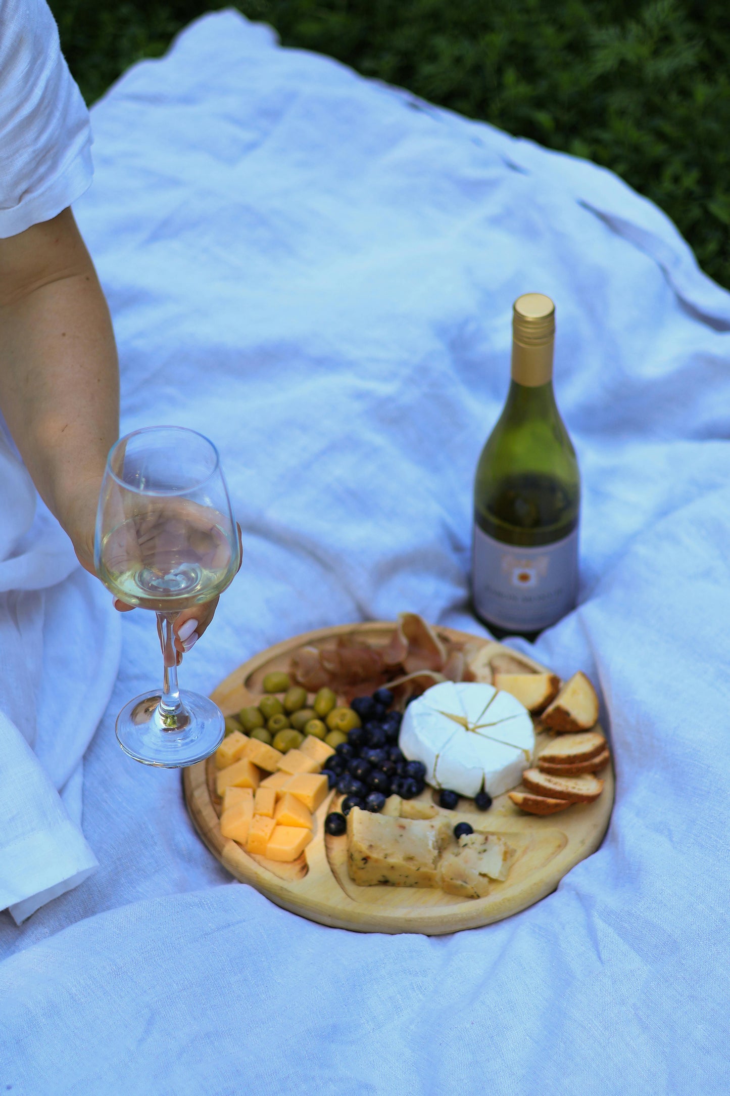 Bordeaux, France: Horseback Vineyard & Chateau Tour + Pick-Up