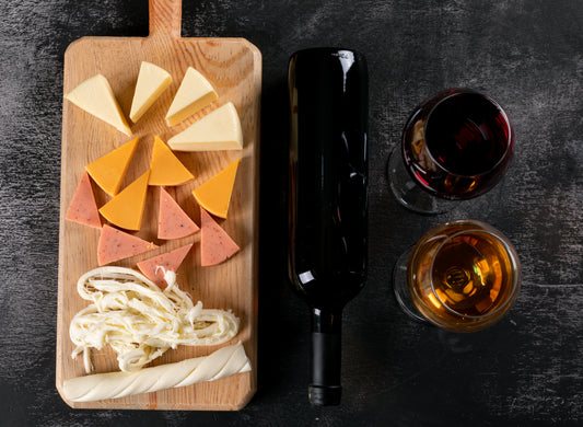 Wine and cheese tasting in Bordeaux